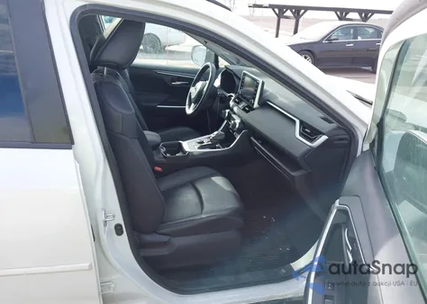 2021 Toyota Rav4 Hybrid Xle Premium from USA, damaged, VIN 2T3B6RFV8MW014874